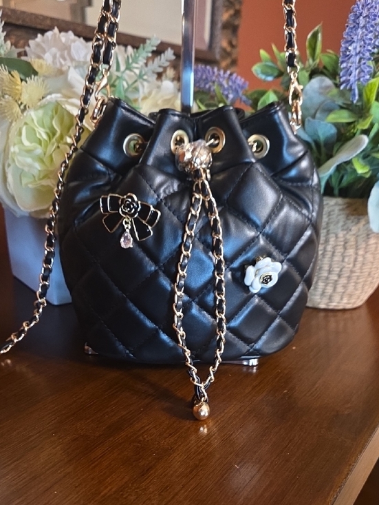 Non-Branded Handbags - Black Quilted Bucket Bag with Floral Pins